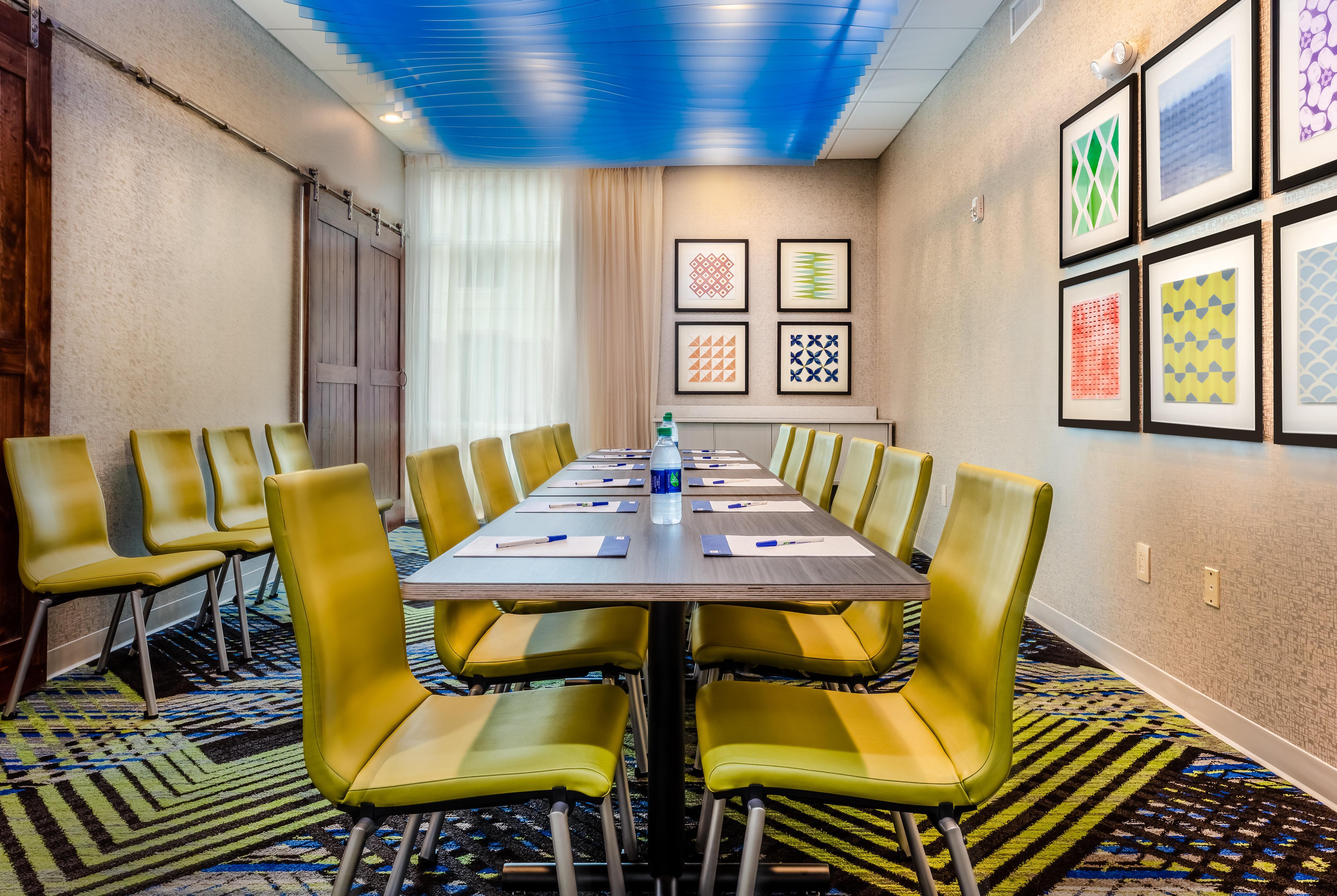 Holiday Inn Express Calhoun South By Ihg Eksteriør billede