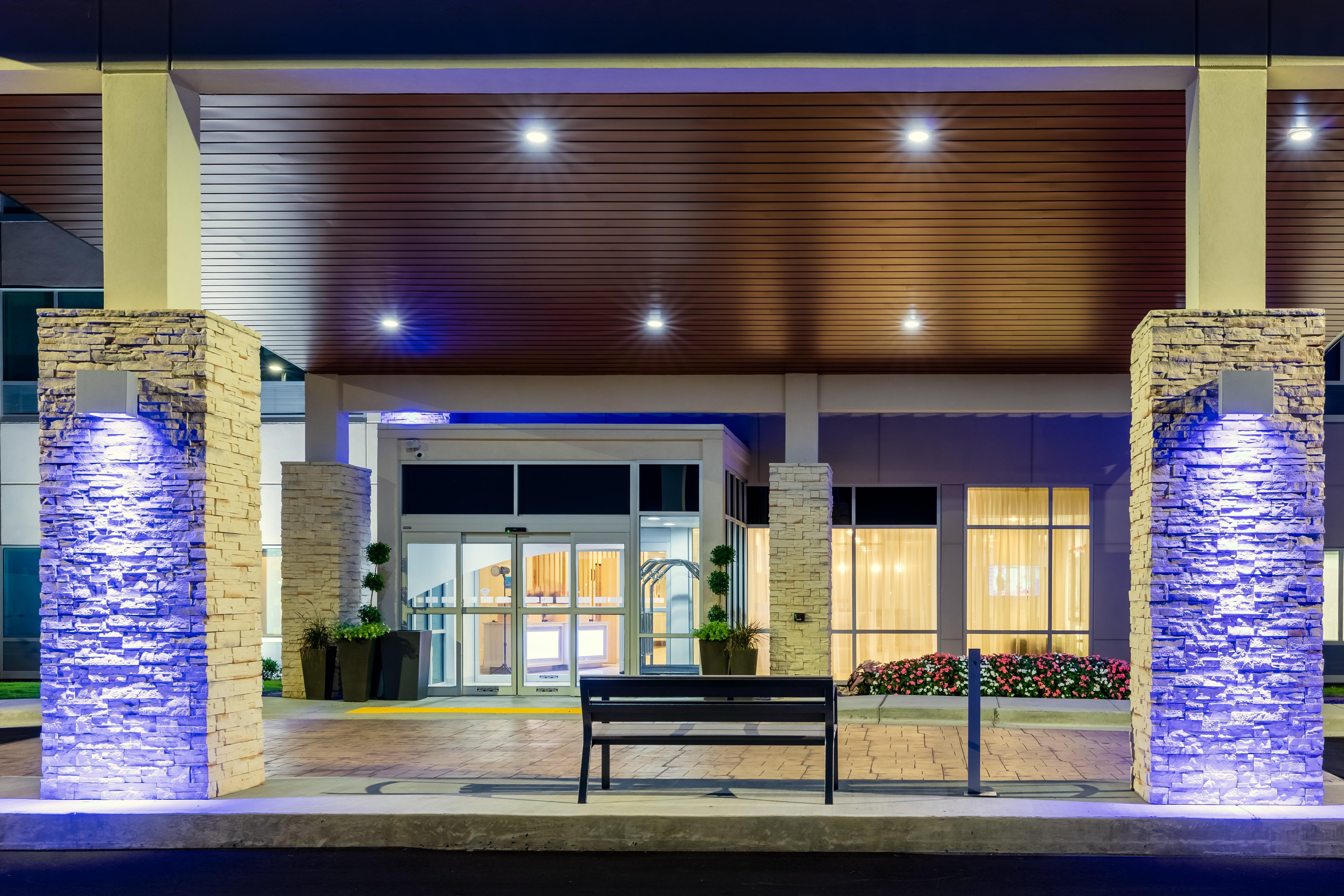 Holiday Inn Express Calhoun South By Ihg Eksteriør billede